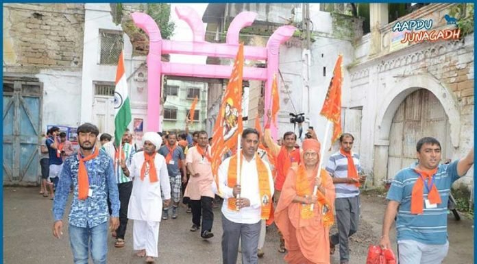 ભોલેનાથ ટ્રસ્ટ દ્વારા જુનાગઢથી સોમનાથ સુધીની પદયાત્રાનું આયોજન કરવામાં આવે છે ભોલેનાથ